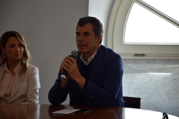 Traviata al Carlo Felice fra applausi e qualche contestazione Traviata al Carlo Felice fra applausi e qualche contestazione