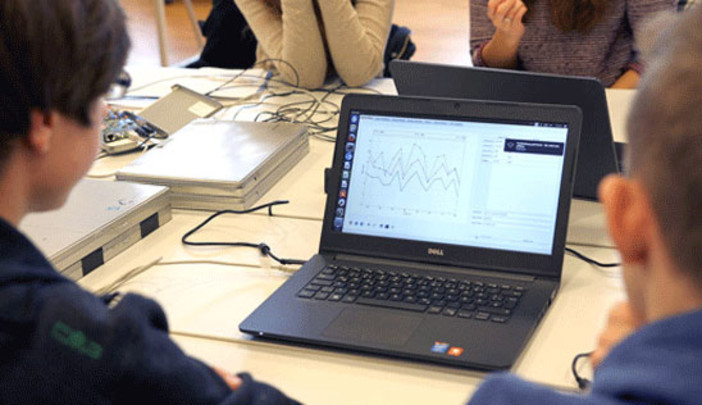 Emergenza coronavirus: due genovesi dalla California donano pc per scuola a distanza