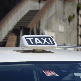 Concluse le istruttorie per richiedere il 'Bonus taxi': 13.000 le domande ammesse e finanziate