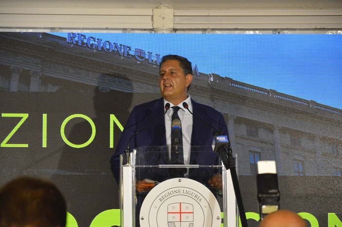 Regionali 2020, Toti festeggia la conferma: "E' la vittoria del buon governo" Regionali 2020, Toti festeggia la conferma: "E' la vittoria del buon governo"