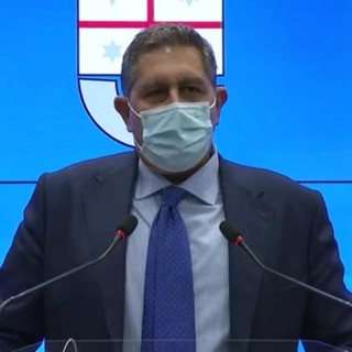 Nuovo Dpcm, Toti anticipa il governo: &quot;Stop a cinema, teatri e cerimonie; sugli orari dei ristoranti chiesta una riflessione&quot;