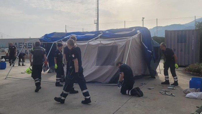 Migranti, Toti: &quot;Liguria pronta a fare la sua parte per ospitare il CPR&quot;