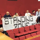 Riqualificazione Ferraris, i tifosi genoani chiedono la 'standing zone' per recuperare capienza Riqualificazione Ferraris, i tifosi genoani chiedono la 'standing zone' per recuperare capienza
