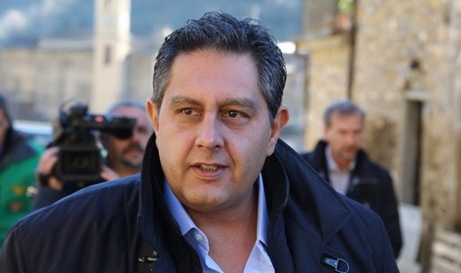 Covid, Toti: "Dati in linea con ultimi giorni, Rt in lieve calo"