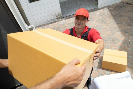 Come scegliere la data giusta per un trasloco internazionale: stagionalità, ferie, disponibilità e costi Come scegliere la data giusta per un trasloco internazionale: stagionalità, ferie, disponibilità e costi