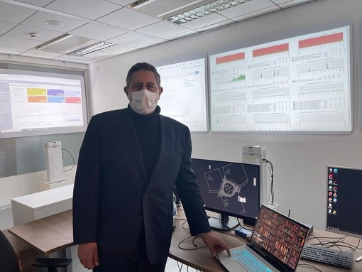 Vaccini, Toti: "Almeno una dose per il 97% degli over 80. Al via le prenotazioni delle terze dosi per i ragazzi di 16 e 17 anni"