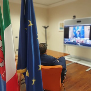 Covid19, Toti: &quot;In Gran Bretagna 20 milioni di vaccini, in Italia 70 mila agenti per bloccare gli spostamenti a Natale&quot;