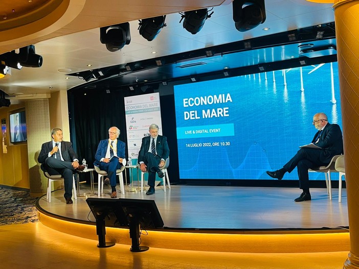 Economia del mare, Toti: "Investimenti su infrastrutture liguri aumenteranno competitività di tutto il paese" Economia del mare, Toti: "Investimenti su infrastrutture liguri aumenteranno competitività di tutto il paese"