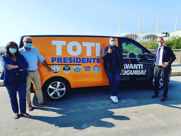 Regionali, Toti: "Sarà voto per dire sì a buon governo Liguria" Regionali, Toti: "Sarà voto per dire sì a buon governo Liguria"