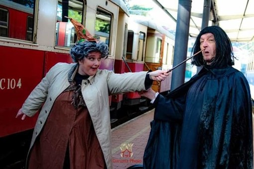 Torna Harry Potter in Liguria, il trenino magico e un week end al Lago delle Lame per Halloween Torna Harry Potter in Liguria, il trenino magico e un week end al Lago delle Lame per Halloween