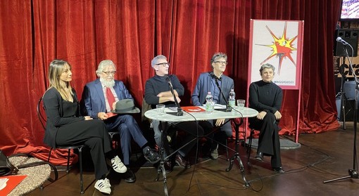 Alternativa, internazionale, contemporanea, leggera: ecco la nuova stagione del Teatro della Tosse (Video)