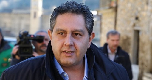 Regione, Toti: "Liguria regina delle feste, hotel pieni anche all'Epifania" Regione, Toti: "Liguria regina delle feste, hotel pieni anche all'Epifania"