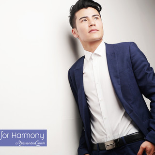 Le donne preferiscono gli uomini alti: 10 accorgimenti per sembrare più slanciati