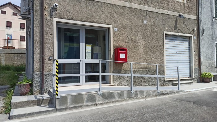 Eliminate le barriere architettoniche dall'Ufficio Postale di Tiglieto