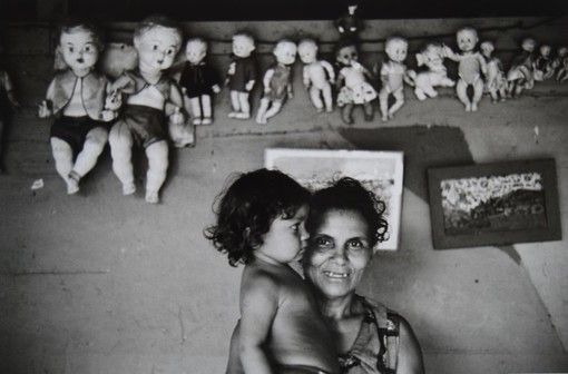 Un ritratto di Lisetta Carmi Un ritratto di Lisetta Carmi