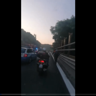 Segnalata una decina di persone a piedi sull'autostrada fra Pegli e Genova Aeroporto