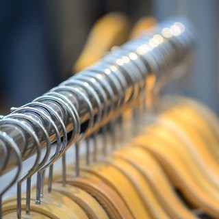 Il fenomeno Shein e i reali costi dei capi di abbigliamento a poco prezzo