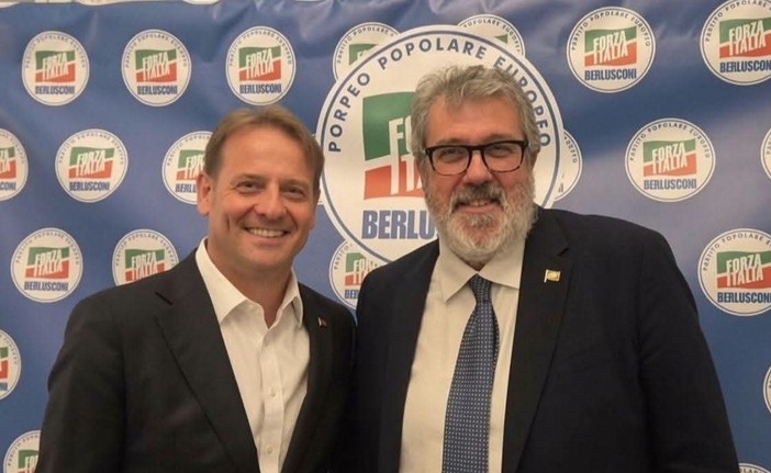 Edilizia scolastica, Vaccarezza risponde a Natale: "Oltre 400 milioni di euro stanziati dal 2015"
