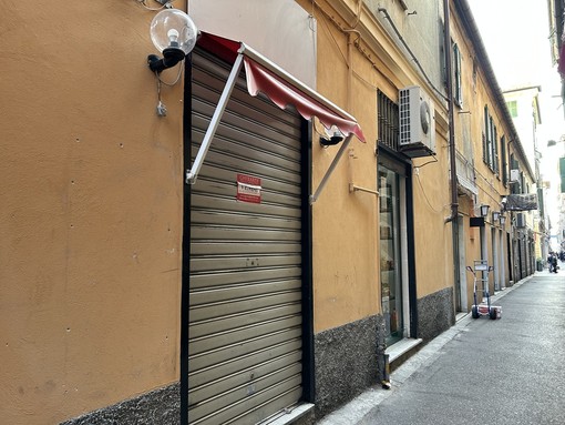 La progressiva desertificazione commerciale di via D'Andrade a Sestri è uno dei casi più eclatanti La progressiva desertificazione commerciale di via D'Andrade a Sestri è uno dei casi più eclatanti