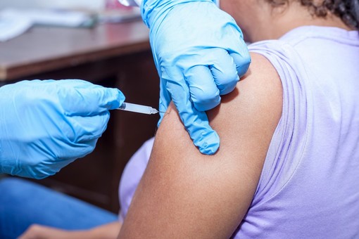 Influenza, la Liguria è la “prima della classe" per le vaccinazioni: rispetto alla scorsa stagione somministrate quasi 50mila dosi in più Influenza, la Liguria è la “prima della classe" per le vaccinazioni: rispetto alla scorsa stagione somministrate quasi 50mila dosi in più