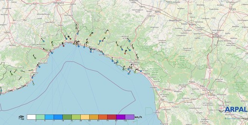 Burrasca sulla Liguria, raffiche di vento fino 166 chilometri orari