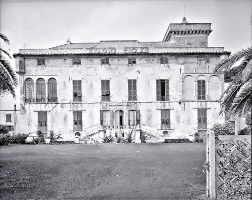 Immagine proviene dal Fondo Paolo Monti, di proprietà BEIC e collocato presso il Civico Archivio Fotografico di Milano., CC BY-SA 4.0, https://commons.wikimedia.org/w/index.php?curid=66097163 Immagine proviene dal Fondo Paolo Monti, di proprietà BEIC e collocato presso il Civico Archivio Fotografico di Milano., CC BY-SA 4.0, https://commons.wikimedia.org/w/index.php?curid=66097163