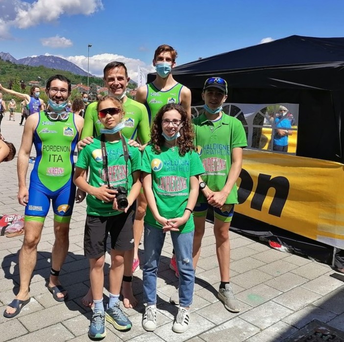 Al Triathlon di Pinerolo per Valdigne Triathlon Massa oro tra gli M4, Giuliano e Rondelli bronzo tra i giovani