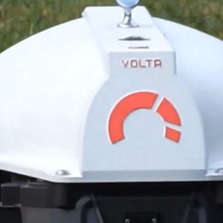 Robot tagliaerba: la novità si chiama Mora Robot tagliaerba: la novità si chiama Mora