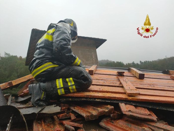 Sono stati oltre duecento gli interventi dei vigili del fuoco a causa del maltempo