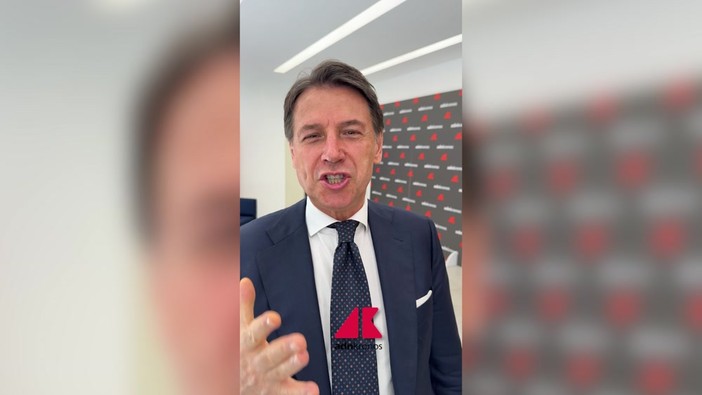 As Roma, Giuseppe Conte ricorda lo scudetto del 2001: "Confido in Gasperini, non aspettiamo altri 25 anni" As Roma, Giuseppe Conte ricorda lo scudetto del 2001: "Confido in Gasperini, non aspettiamo altri 25 anni"