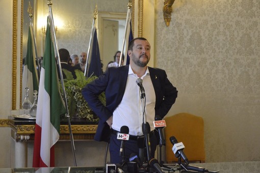 Matteo Salvini in Prefettura a Genova