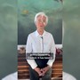 Christine Lagarde lascia la Bce, l'annuncio con due cerotti sul viso Christine Lagarde lascia la Bce, l'annuncio con due cerotti sul viso