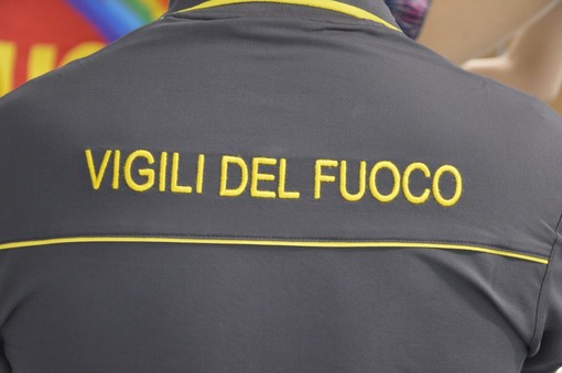 Inaugurato il distaccamento dei vigili del fuoco volontari a Rezzoaglio. Ma la Cgil non ci sta Inaugurato il distaccamento dei vigili del fuoco volontari a Rezzoaglio. Ma la Cgil non ci sta