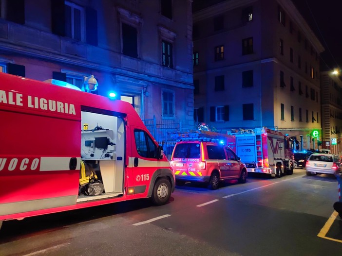 Sospetta fuga di gas in corso Dogali, evacuati abitanti di una palazzina