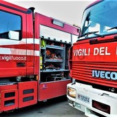 Voltri, fuga di gas in via Tosonotti: chiuso l'accesso all'Evangelico. Traffico in tilt Voltri, fuga di gas in via Tosonotti: chiuso l'accesso all'Evangelico. Traffico in tilt