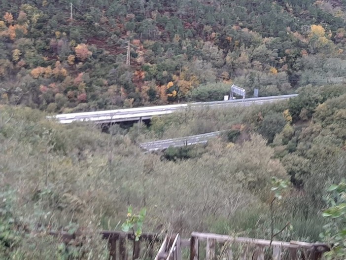 Crollo del viadotto sulla A6, Autofiori annuncia: "Pronti a ricostruire il nuovo ponte in 4 mesi"