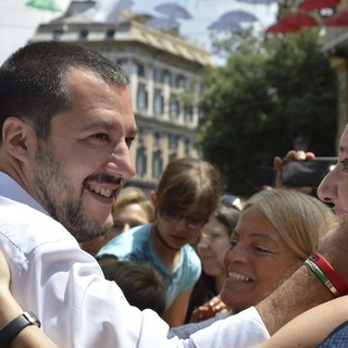 Almeno 50 gazebo della Lega in Liguria, Salvini: &quot;E' la risposta al Governo delle poltrone&quot;