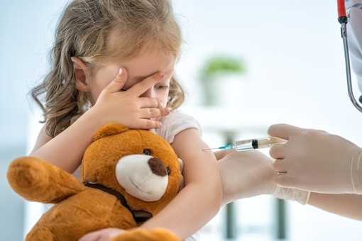 Vaccini ai bambini, Castagnola (‘Gaslini’): “L’unica arma per mettere la scuola il più in sicurezza possibile” Vaccini ai bambini, Castagnola (‘Gaslini’): “L’unica arma per mettere la scuola il più in sicurezza possibile”