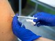 Tornano i casi di influenza, Toti: “Importante vaccinarsi anche contro l’influenza e continuare a rispettare le regole”