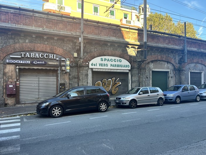 Voltini di via Buranello, RFI: “Niente sfratti, ma i conduttori non ci fanno accedere ai locali per le ispezioni”