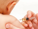 Dai pediatri una guida contro paure e bufale: come proteggere davvero i bambini con la vaccinazione Dai pediatri una guida contro paure e bufale: come proteggere davvero i bambini con la vaccinazione