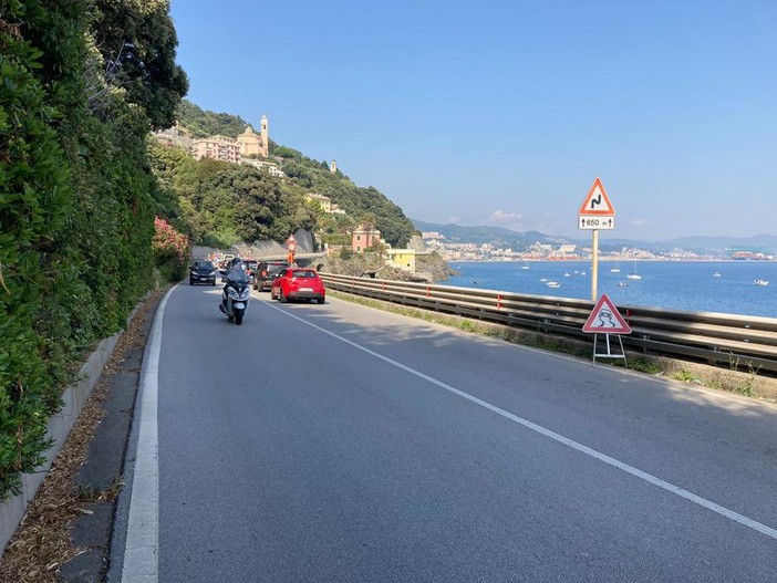 Vesima, riaperta a doppio senso di marcia l'Aurelia, divieto di transito per i mezzi sopra le 20 tonnellate