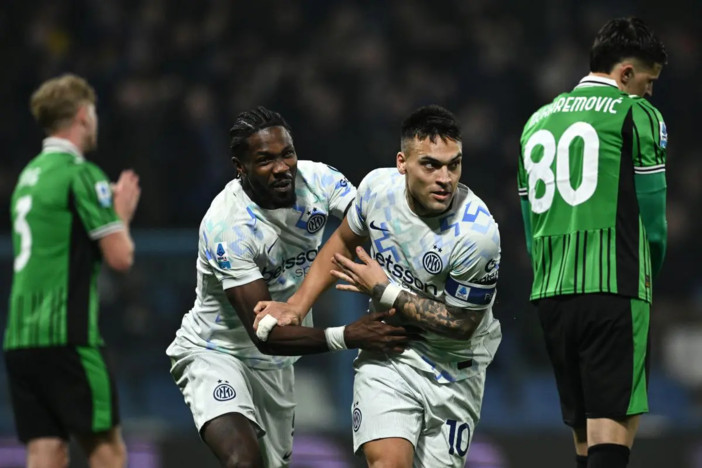 Inter travolgente a Reggio Emilia, 5-0 al Sassuolo e +8 sul Milan