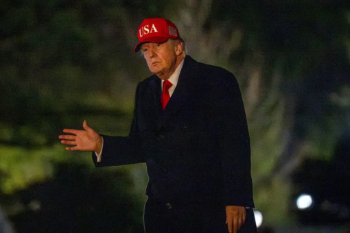 Trump attacca Papa Leone “Debole su criminalità e pessimo in politica estera” Trump attacca Papa Leone “Debole su criminalità e pessimo in politica estera”