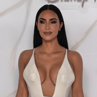 Kim Kardashian compra un Monet per amore di 'Ragazze a Beverly Hills': l'arte ispirata da un film cult