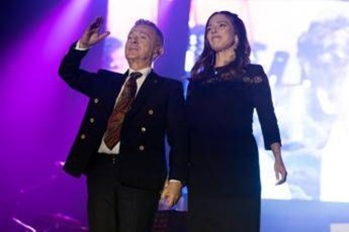 Pupo, la figlia Clara lo 'tradisce' a La volta buona: "Mio cantante preferito? Gigi D'Alessio" Pupo, la figlia Clara lo 'tradisce' a La volta buona: "Mio cantante preferito? Gigi D'Alessio"