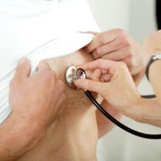 Covid, aumenta rischio cardiovascolare nei 3 anni dopo infezione: lo studio