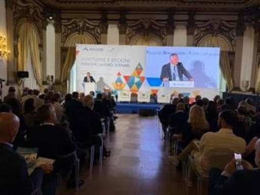 Occupazione, Assolavoro: soddisfatti di salario e welfare, ecco il ritratto dei lavoratori tramite agenzia Occupazione, Assolavoro: soddisfatti di salario e welfare, ecco il ritratto dei lavoratori tramite agenzia