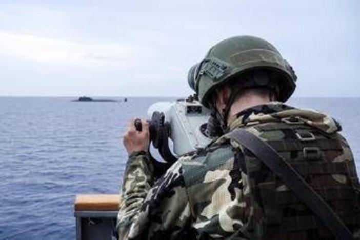 "Legame tra droni sulla Germania e navi russe", la rivelazione dei media tedeschi "Legame tra droni sulla Germania e navi russe", la rivelazione dei media tedeschi