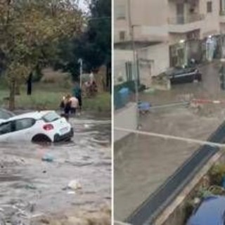 Maltempo, nubifragi e strade allagate da Napoli a Brindisi: allerta meteo arancione e scuole chiuse Maltempo, nubifragi e strade allagate da Napoli a Brindisi: allerta meteo arancione e scuole chiuse